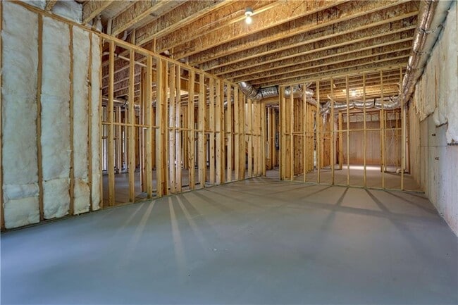 Building Photo - 6295 Windward Pkwy