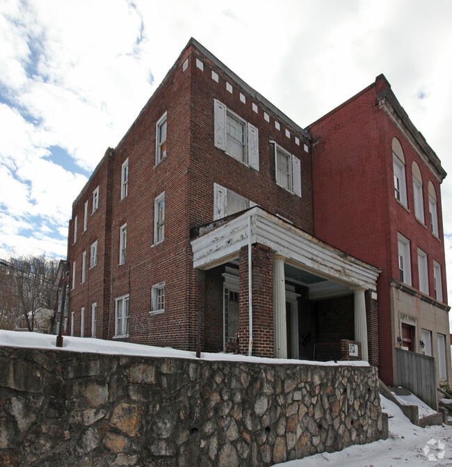 912 Princeton Ave 912 Princeton Ave Bluefield WV 24701 Apartment Finder