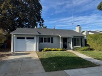 Building Photo - Adorable home in San Carlos with large yard