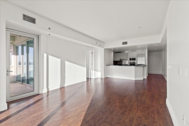 Building Photo - On the Strip, Luxury 2 Bedroom Condo with 4 Pools and Incredible Amenities