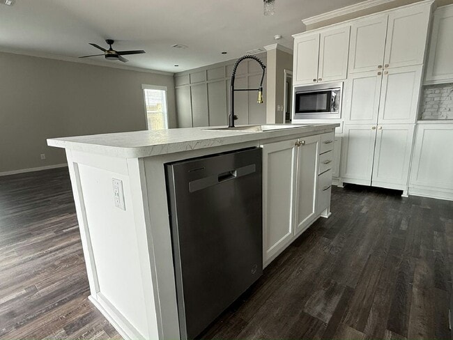 Building Photo - 3519 Campari Dr