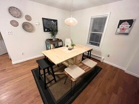 Building Photo - 161 Broadway