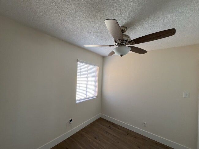 Building Photo - 1304 Rexford Pl