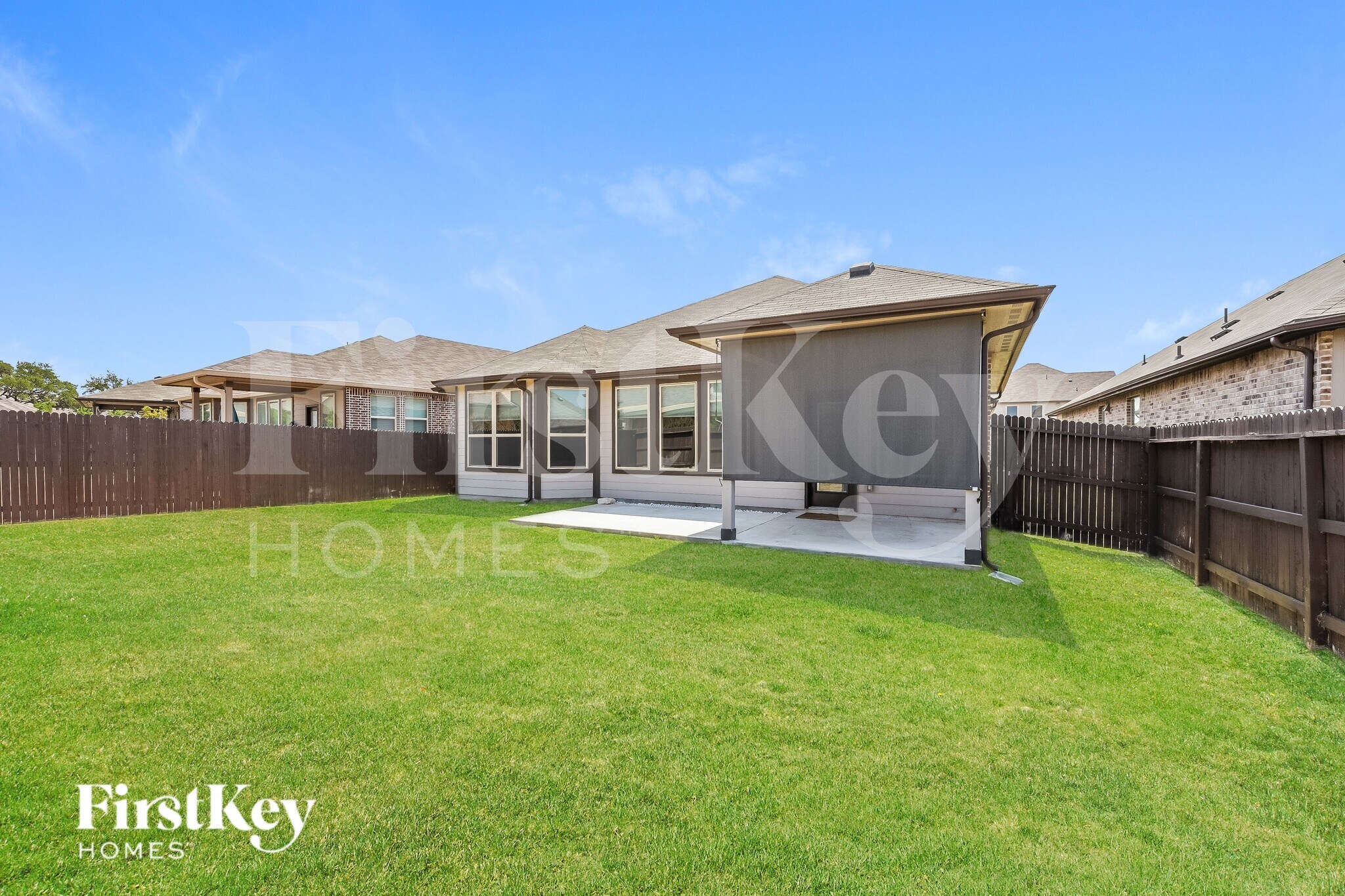 Building Photo - 2207 Tiptop Ln