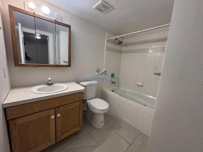 Building Photo - Beautiful 3 beds 2 baths in Orem