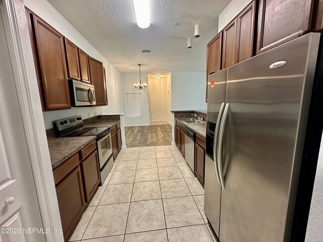 Building Photo - 209 Larkin Pl