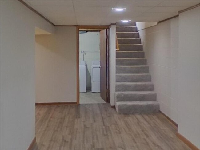 Building Photo - 1000 Concordia Ave