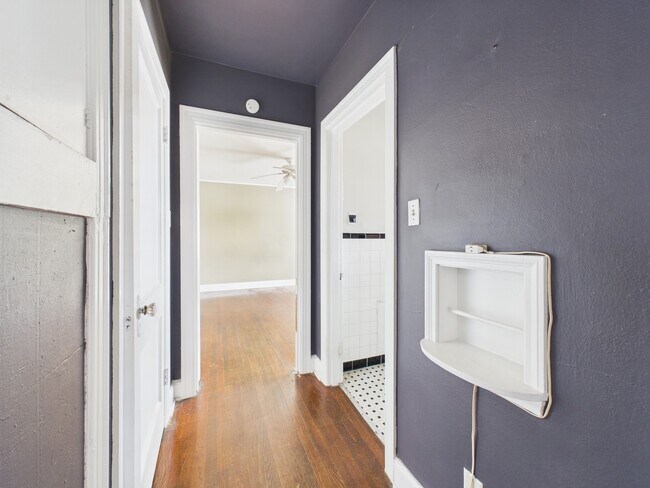 Building Photo - 1920 Richmond Ave.