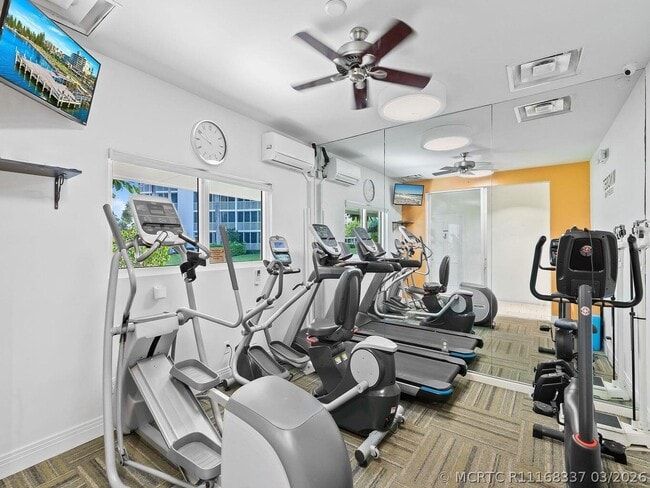 Building Photo - 3300 S Ocean Blvd