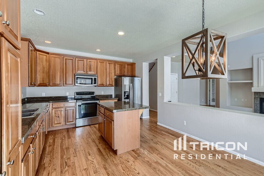 Building Photo - 8403 Briar Trace Dr