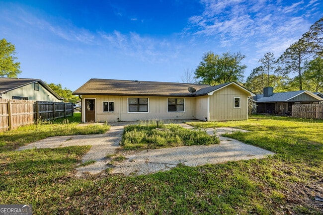 Building Photo - 132 N Woodvalley Dr