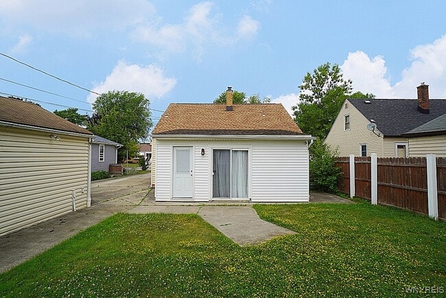 Building Photo - 55 Cornell Ave