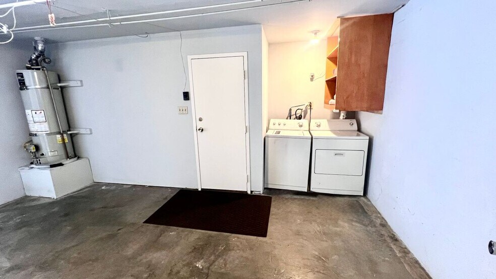 Building Photo - 15061 Sherman Way