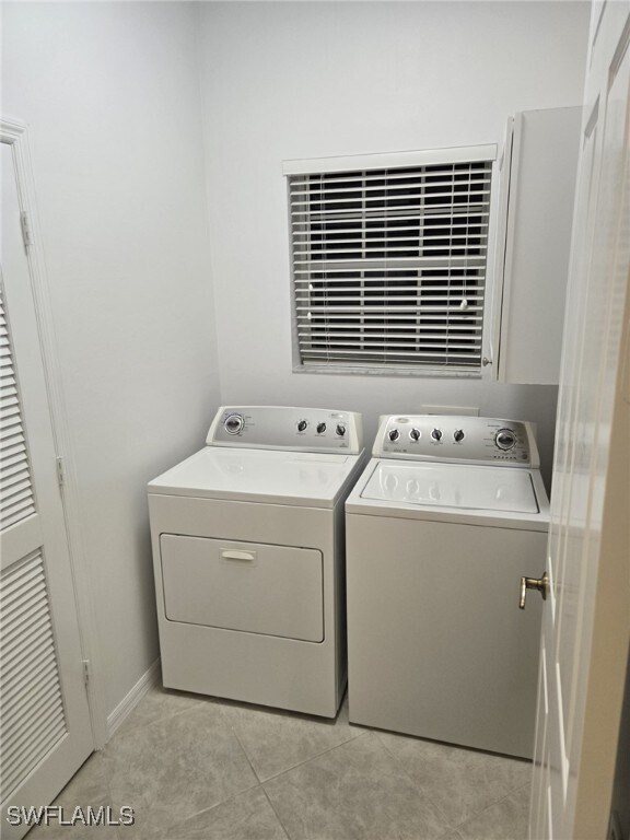 Building Photo - 5095 Yacht Harbor Dr