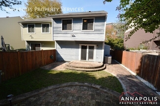 Building Photo - 73 Spa Rd