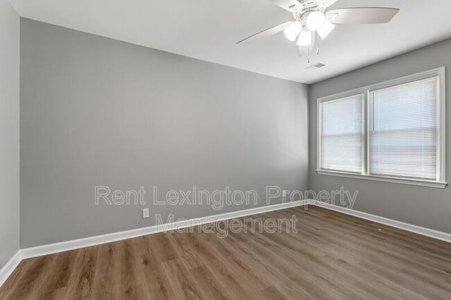 Building Photo - 4589 Fieldmoor Dr
