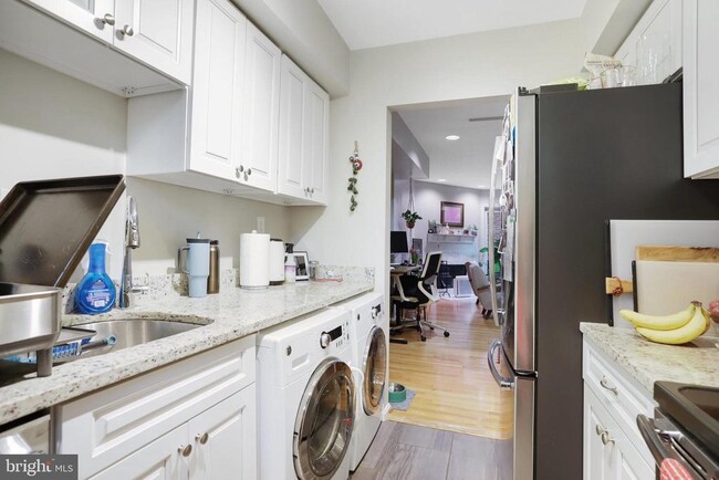 Building Photo - 3307 19th St NW