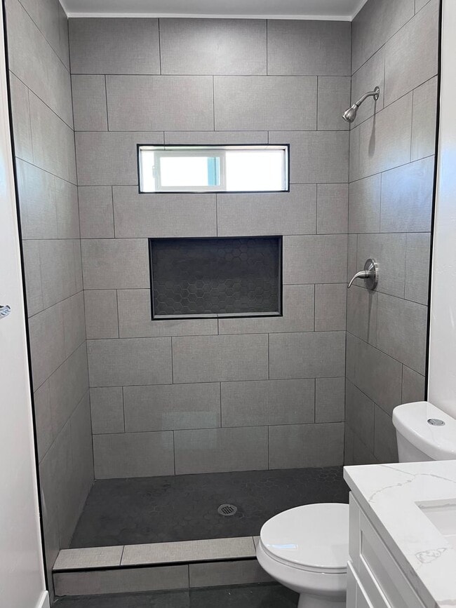 Building Photo - 5215-5217 Catoctin Drive