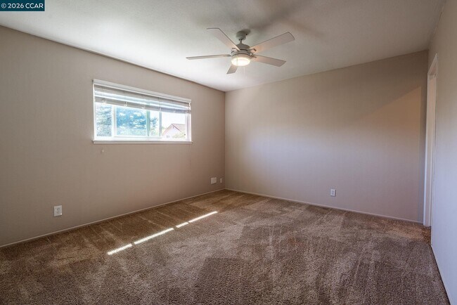 Building Photo - 1359 Shade Oak Ln