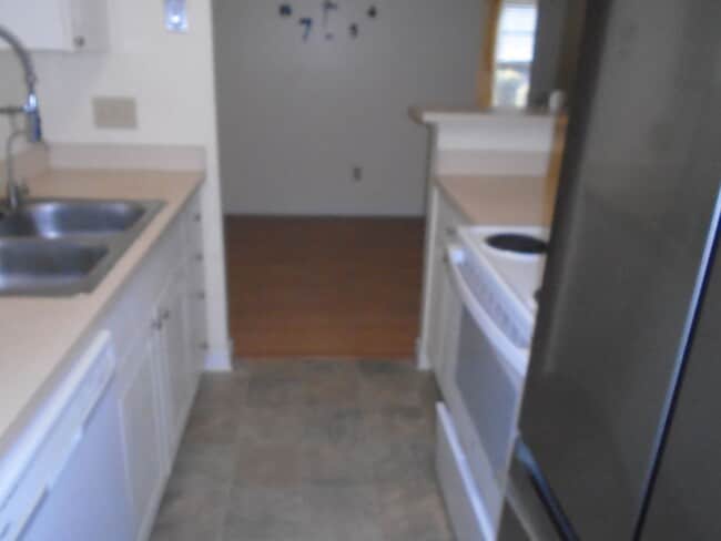 Building Photo - Nice Condo