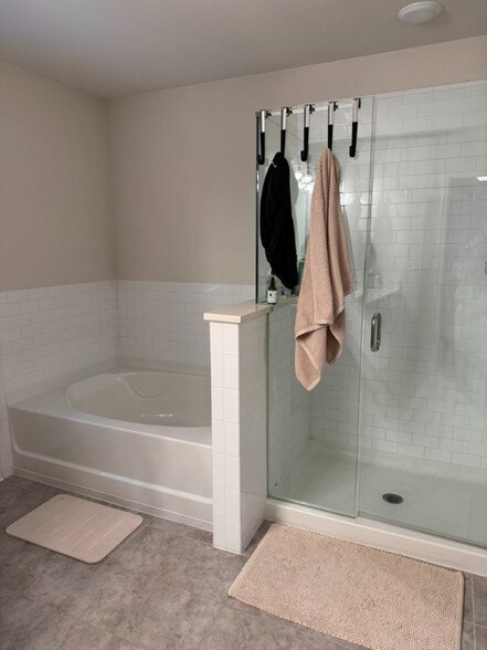 Building Photo - 2945 Cottage Ln