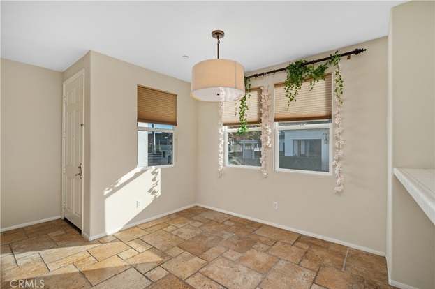 Building Photo - 534 N Cabernet Dr
