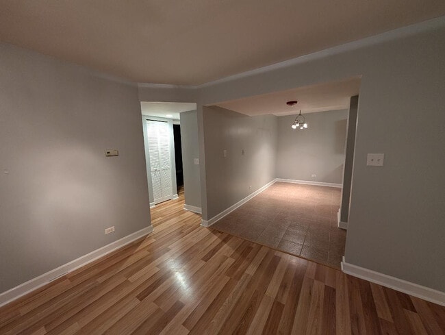 Building Photo - 10620 Brooks Ln