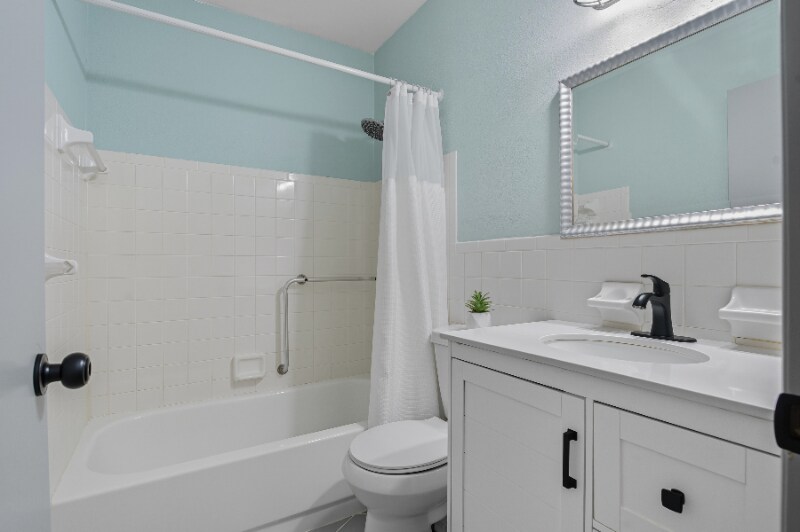 Building Photo - 2257 World Pkwy Blvd W