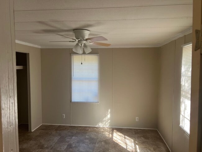 Building Photo - 401 Griffin Rd