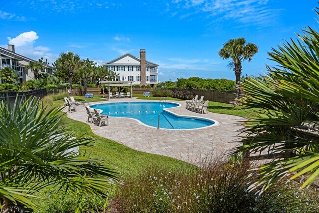 Building Photo - 1029 Debordieu Blvd