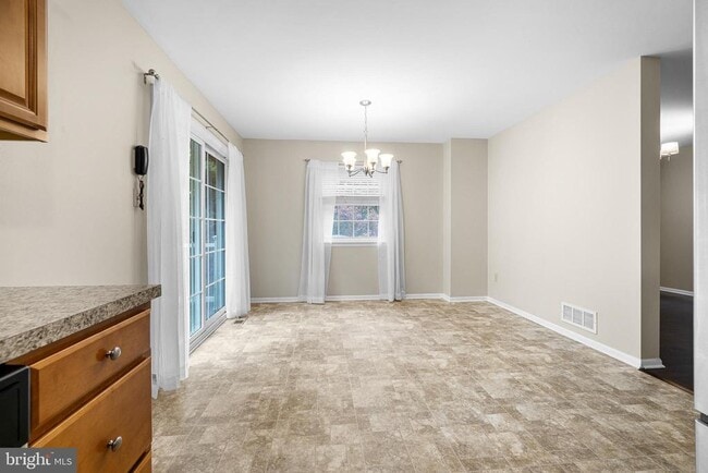 Building Photo - 107 Emery Ct