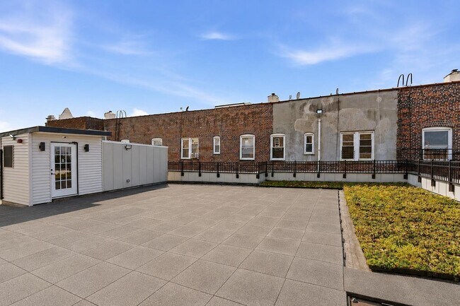 Building Photo - 104 Glenwood Ave