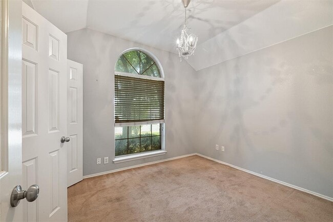 Building Photo - 3012 Hill St