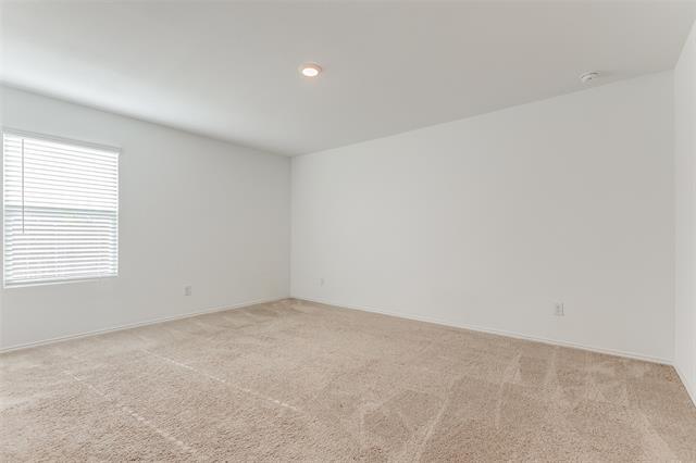 Building Photo - 7337 Woodpecker Dr