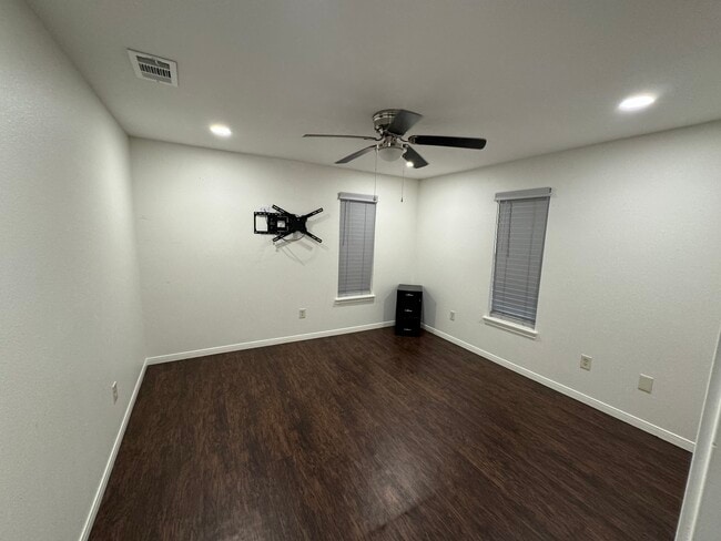 Building Photo - 12372 FM 1650