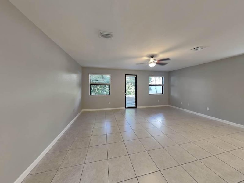 Building Photo - 3454 W 110th St