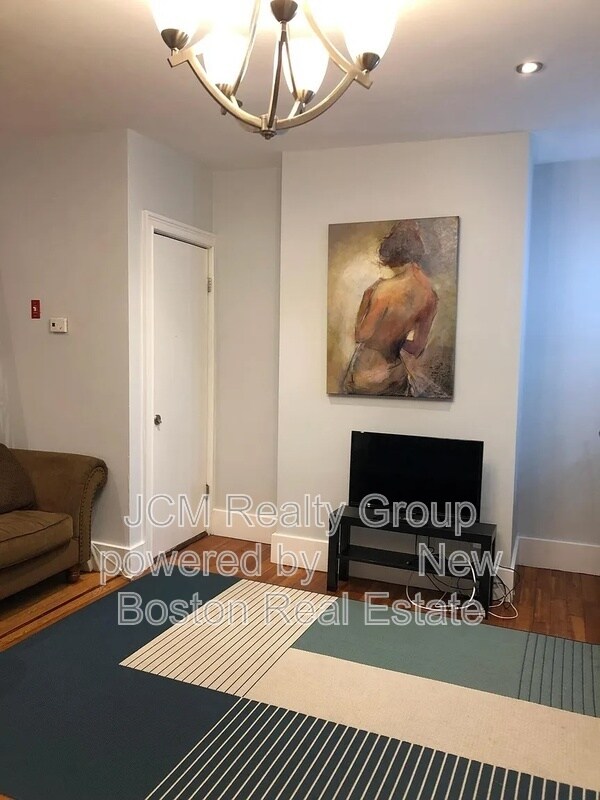 Building Photo - 18 West St