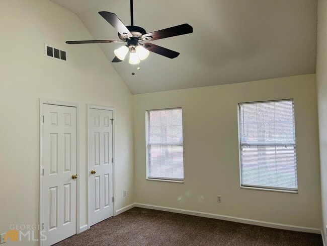 Building Photo - 4037 Ravenwood Ct