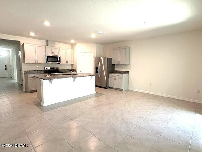 Building Photo - 15 Melogold Dr