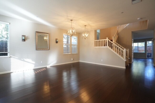 Building Photo - Four Bedroom Napa Home