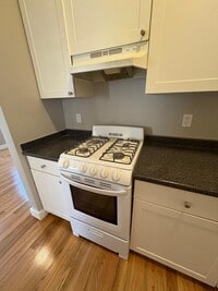 Building Photo - 20 High St