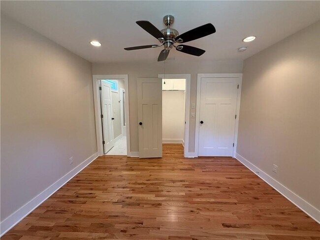 Building Photo - 161 Stanhope Cir NW