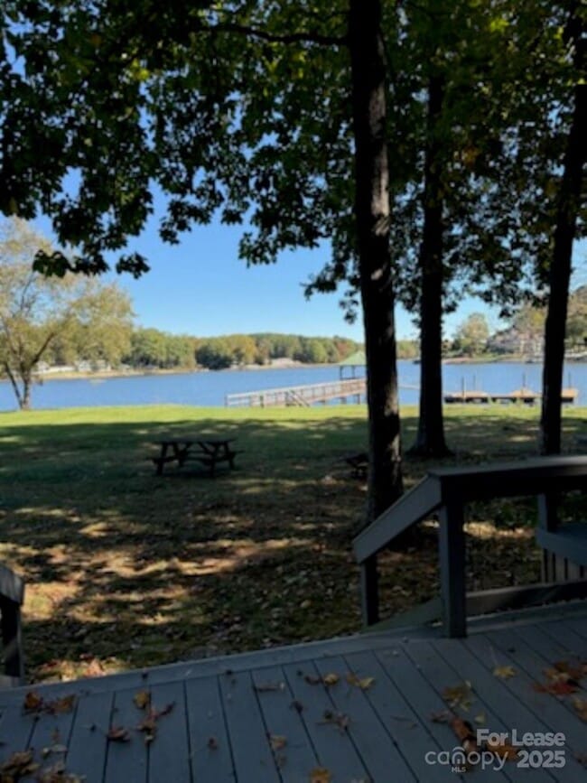 Building Photo - 189 Patternote Rd