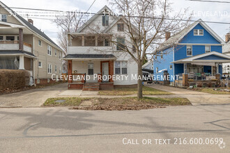 Building Photo - Renovated Cleveland Duplex