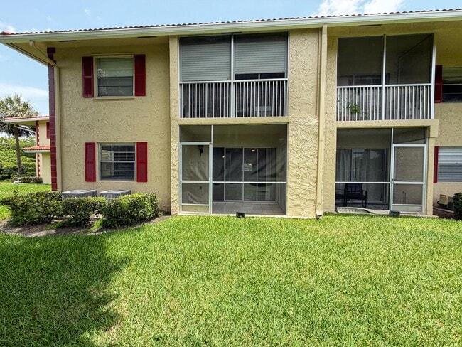 Building Photo - 3652 N University Dr