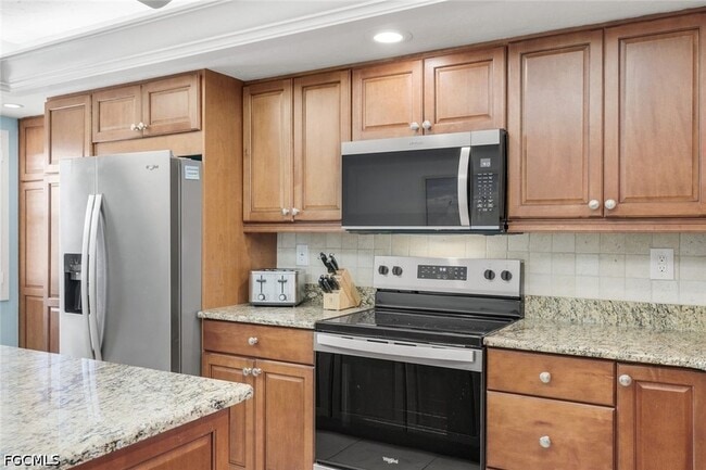 Building Photo - 2445 W Gulf Dr