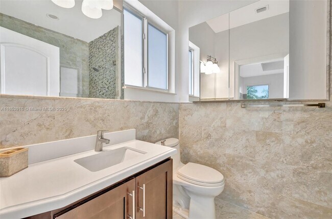 Building Photo - 4610 SW 178th Ave
