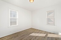 Building Photo - Recently Renovated Home in Coraopolis