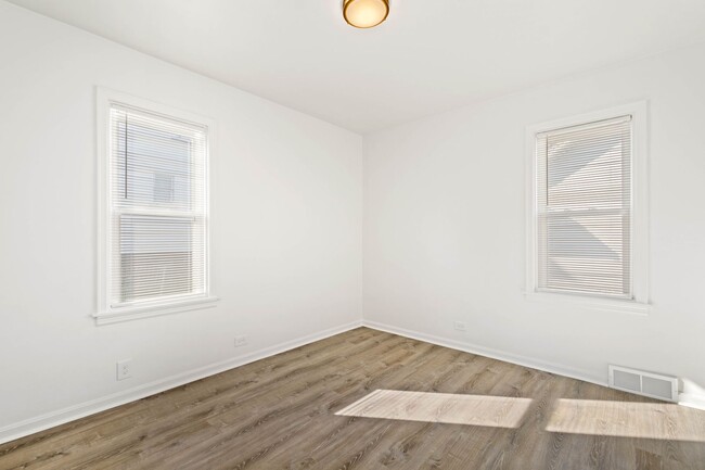 Primary Photo - Recently Renovated Home in Coraopolis