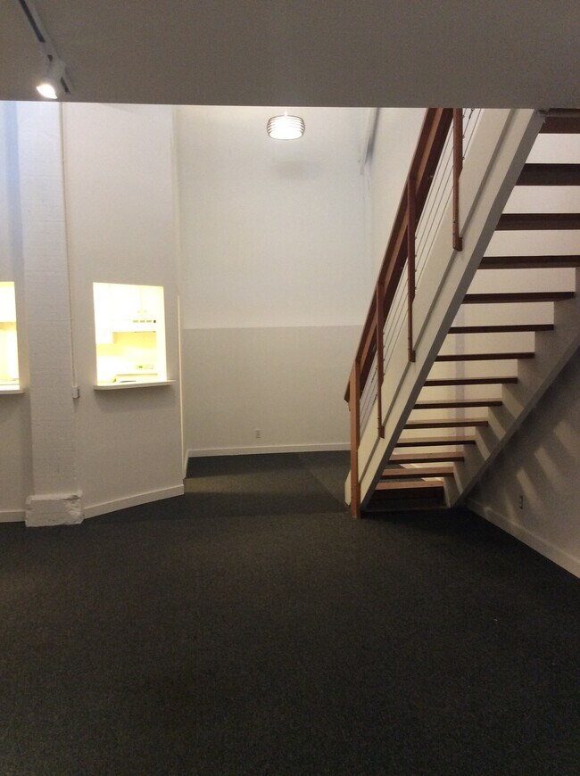 Building Photo - 601 Minnesota St